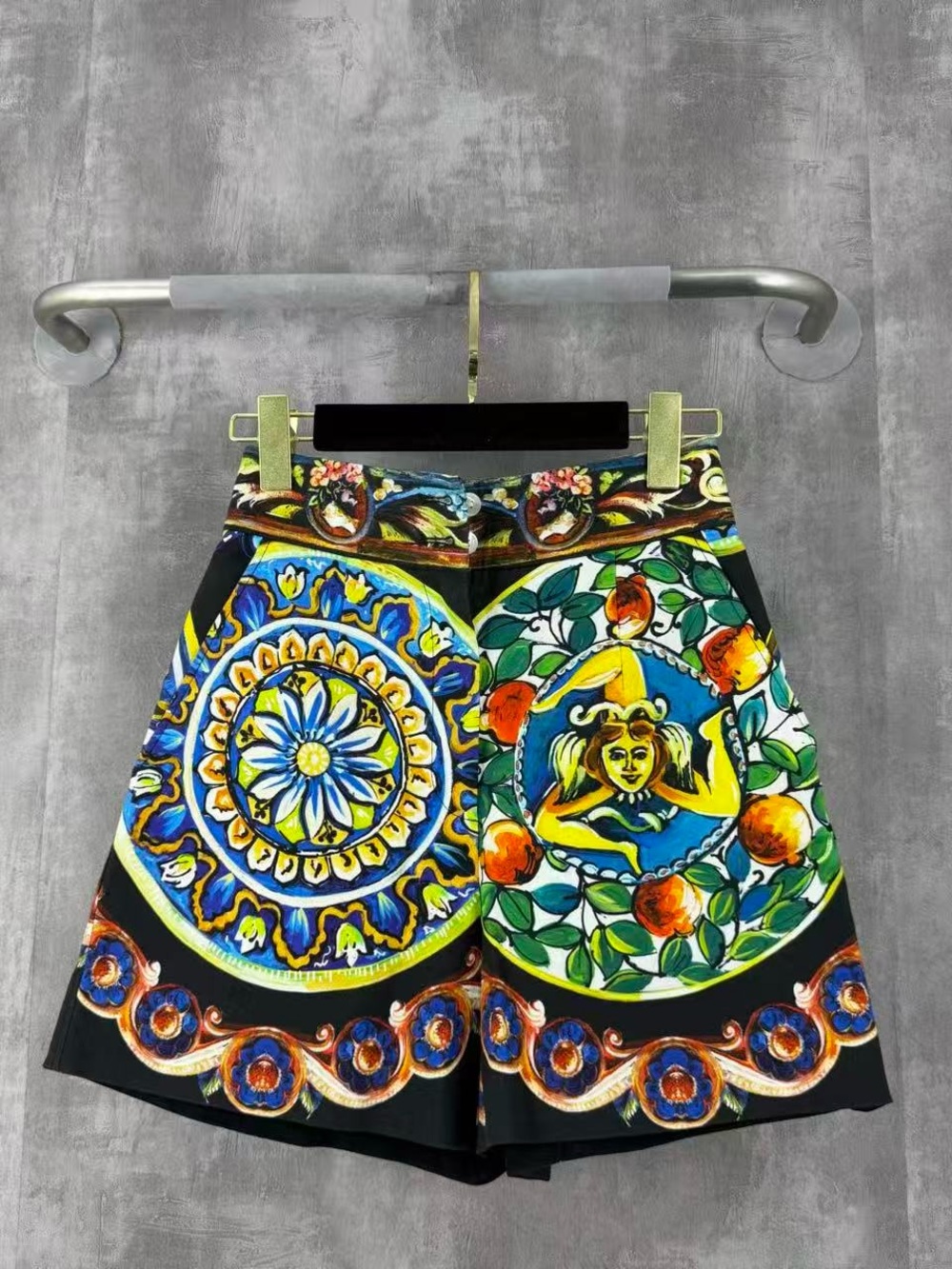 🚩steal Dolce & Gabbana Multicolor A-Line Tile Print pants